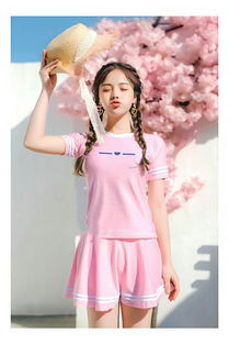 电商服装拍摄全攻略 3D挂拍与平铺拍摄技巧解析