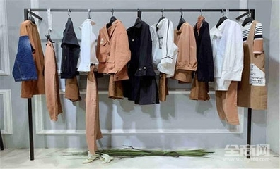 服装加盟与设计的双赢策略